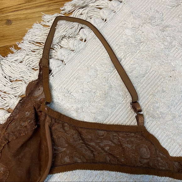 Christian Dior vintage lace bra 32 B - Picture 6 of 14